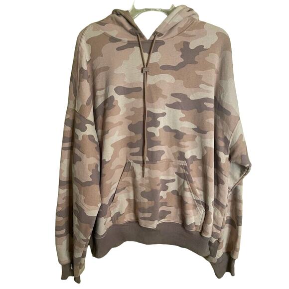 Fabletics Women's Forever Fleece Camo Hoodie Size 4X NWT - Picture 1 of 8